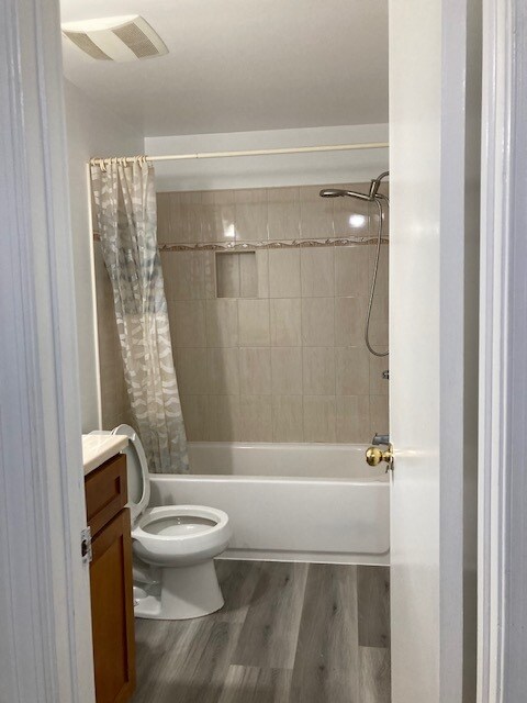 Building Photo - 14443 Pebble Hill Ln