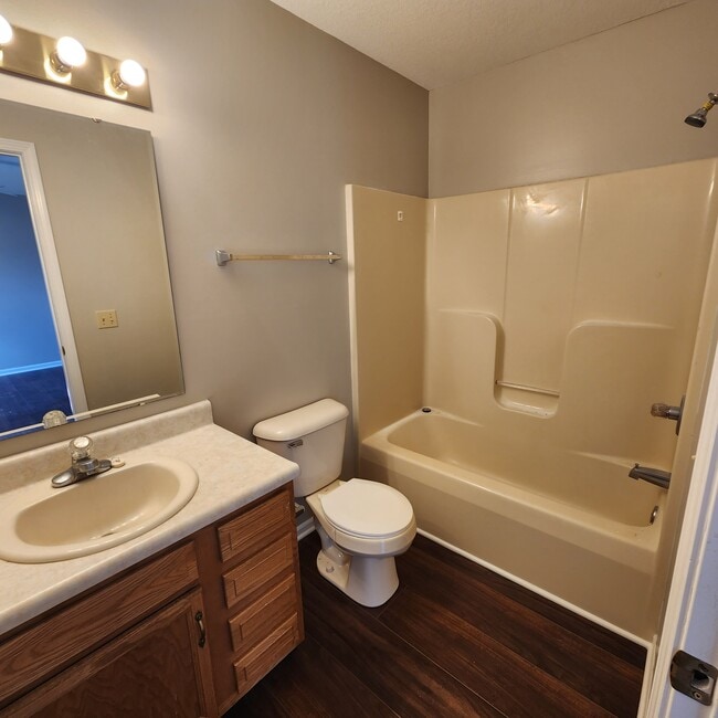 Building Photo - 1527 Flint Lock Ln