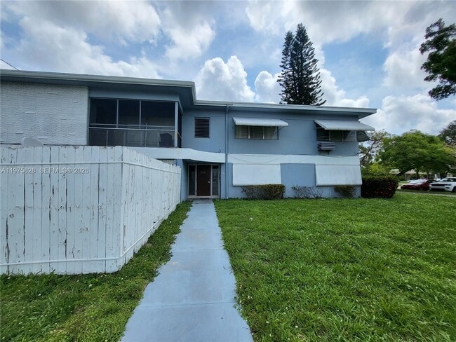 Building Photo - 2201 NE 172nd St