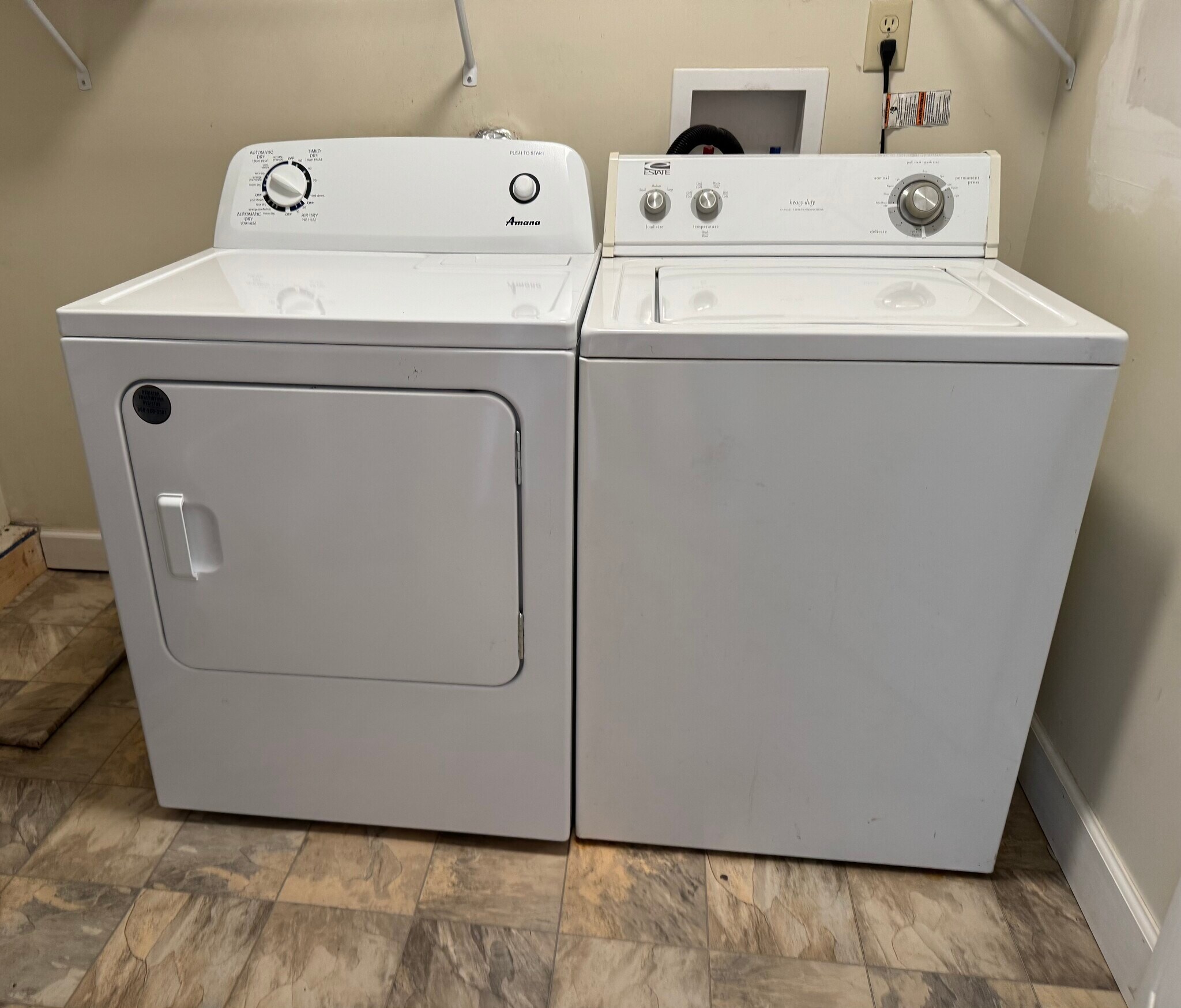Washer/dryer - 414 E 2nd St