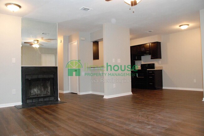 Building Photo - 1311 Tait Close