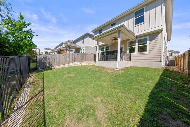 Building Photo - 11104 El Capitan Dr