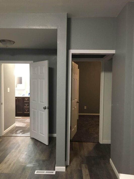 Building Photo - 212 S Albert Ave