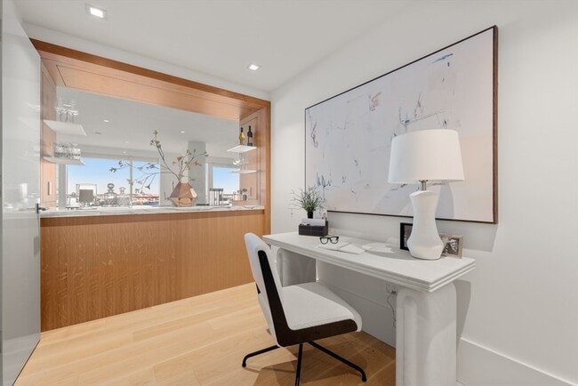 Building Photo - 150 Seaport Blvd