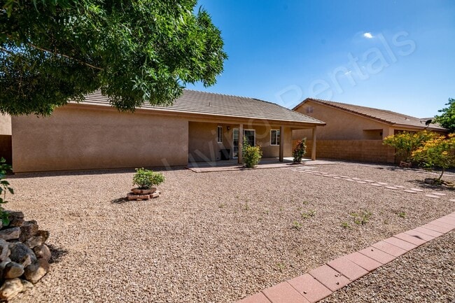 Building Photo - GORGEOUS HUALAPAI MOUNTAIN FOOTHILLS HOME