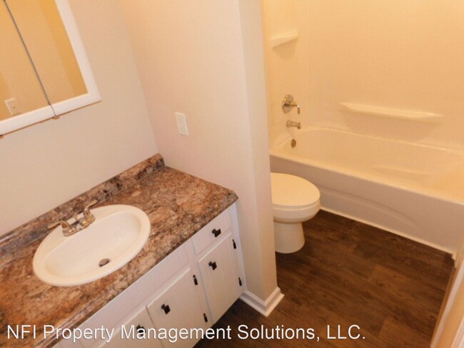 Building Photo - 3 br, 1.5 bath House - 5820 Sanders Street...
