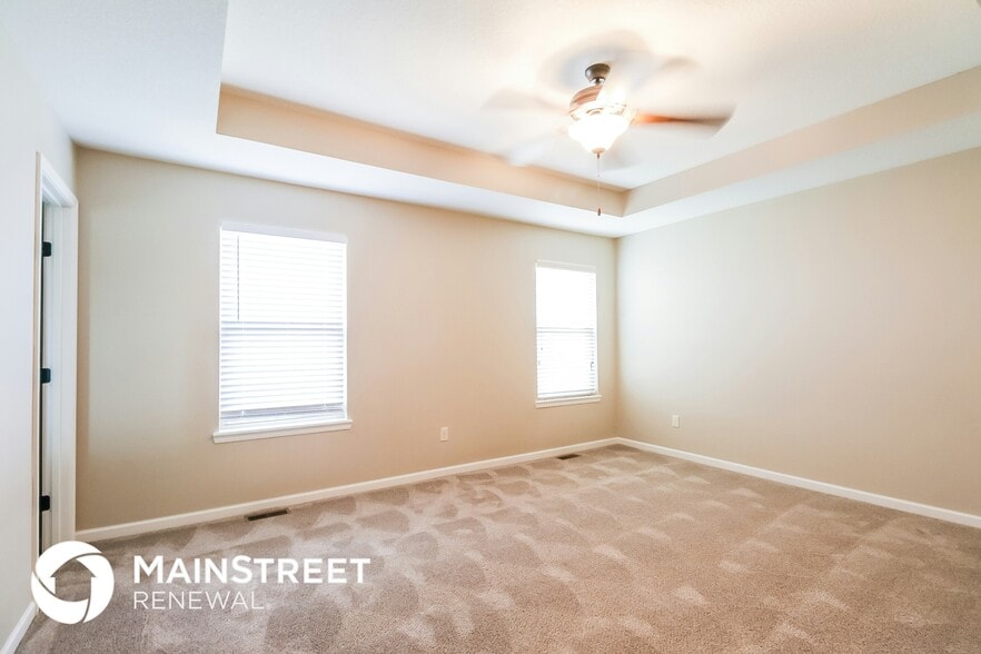 Building Photo - 404 192nd St