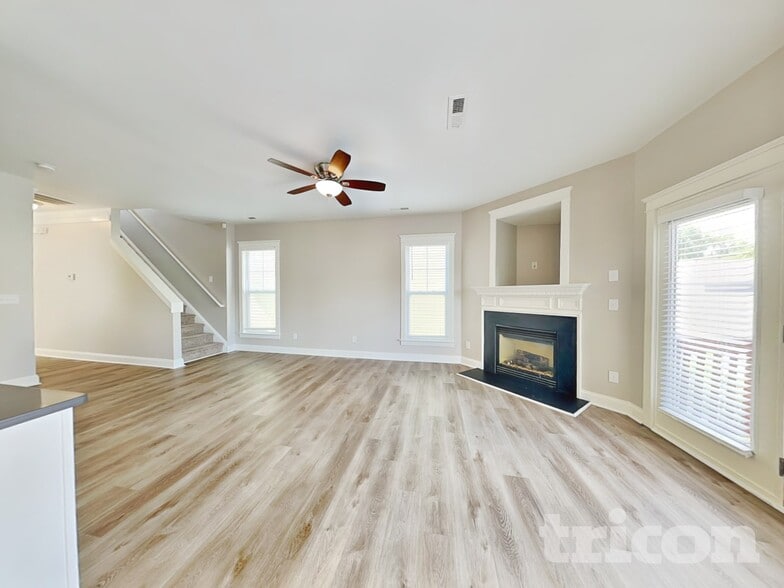 Building Photo - 13528 Swinton Rd