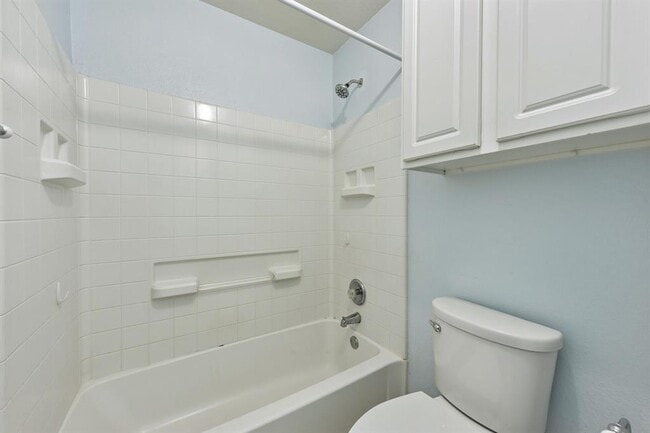 Building Photo - 12712 Ring Dr