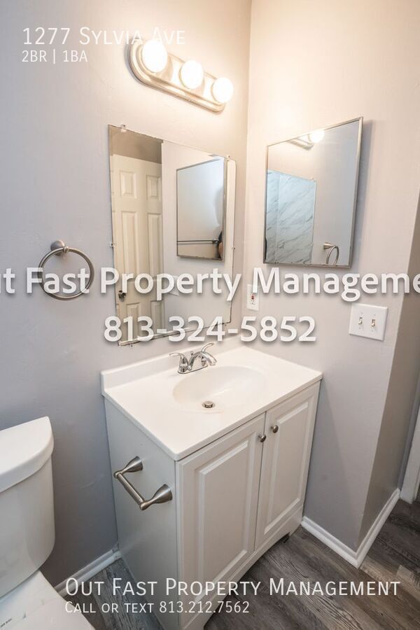 Building Photo - 1277 Sylvia Ave