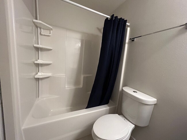 Building Photo - Gorgeous, Newer Construction Studio in Highly Desired University Park Neighborhood