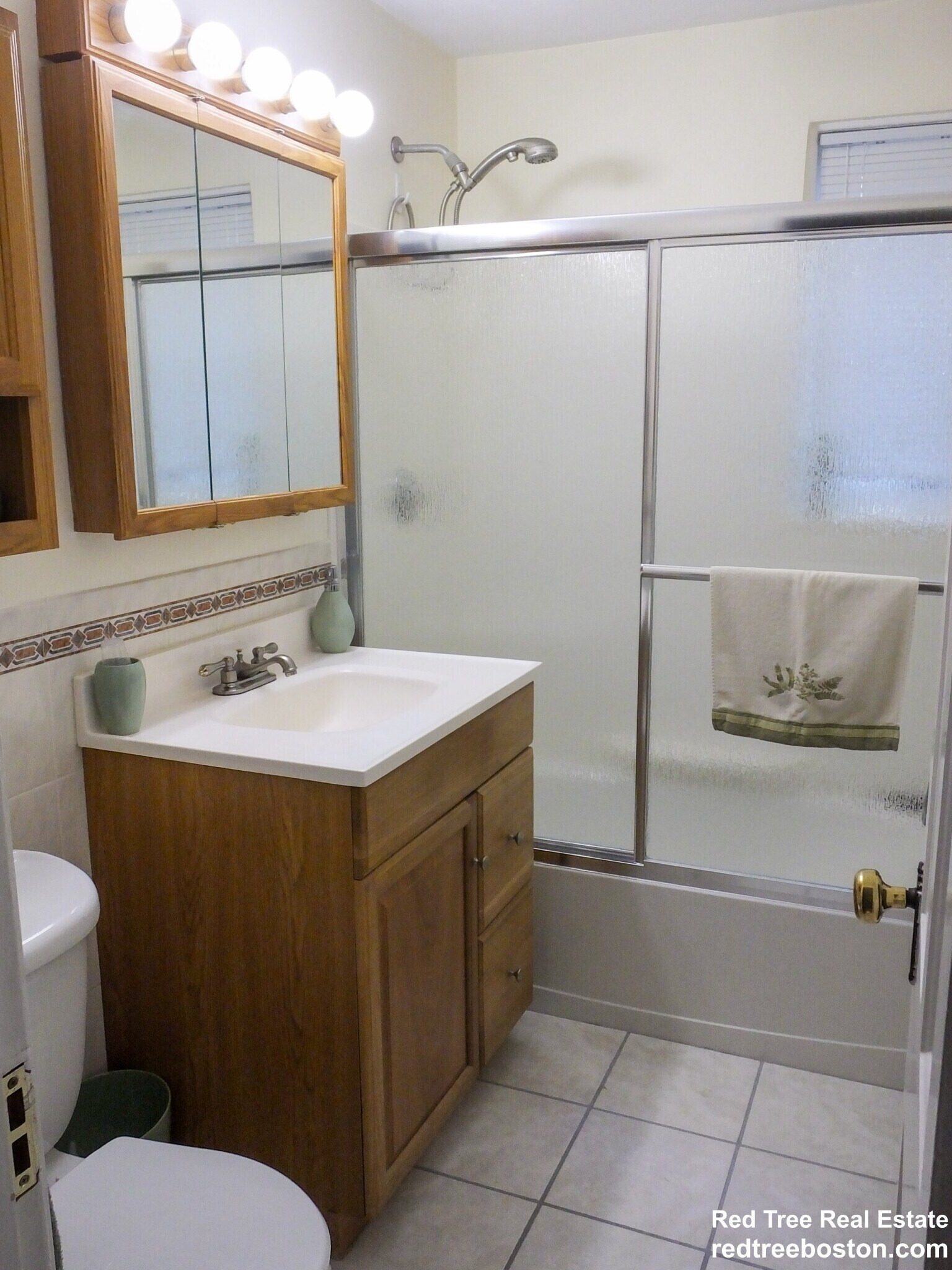 Building Photo - 70 Gardner Rd