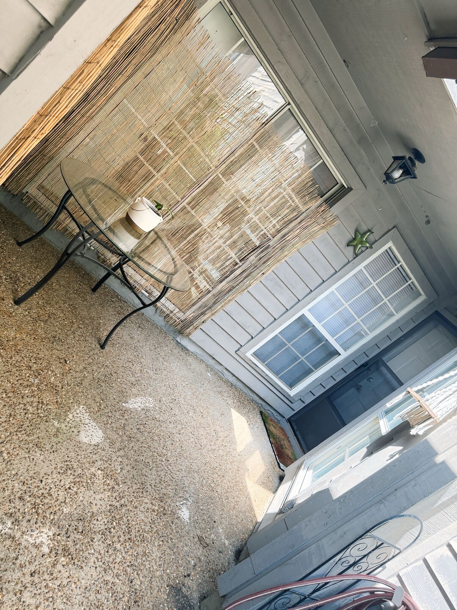 Front porch - 1159 Fromage Cir W