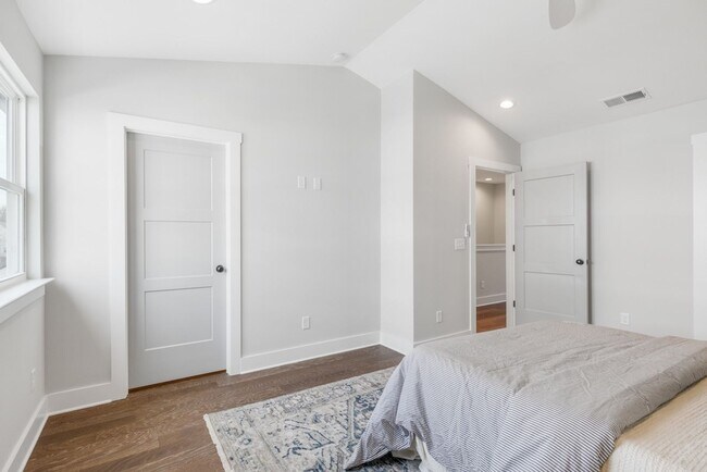 Building Photo - Welcome to The Becanni in Charlotte Park!