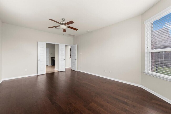 Building Photo - 18115 Fernwood Bend Dr
