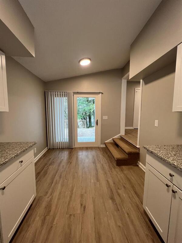 Building Photo - 1 Esquiline Ct