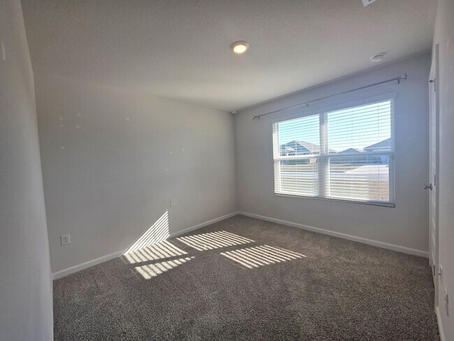 Building Photo - Nearly New 4BR/2BA home close to I10 with energy savings built in