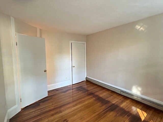 Building Photo - 11 Chilcott Pl