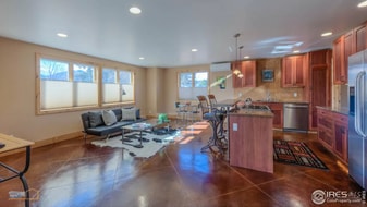 Building Photo - 2515 Grape Ave