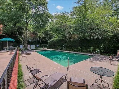 Building Photo - 1174 Briarcliff Rd NE