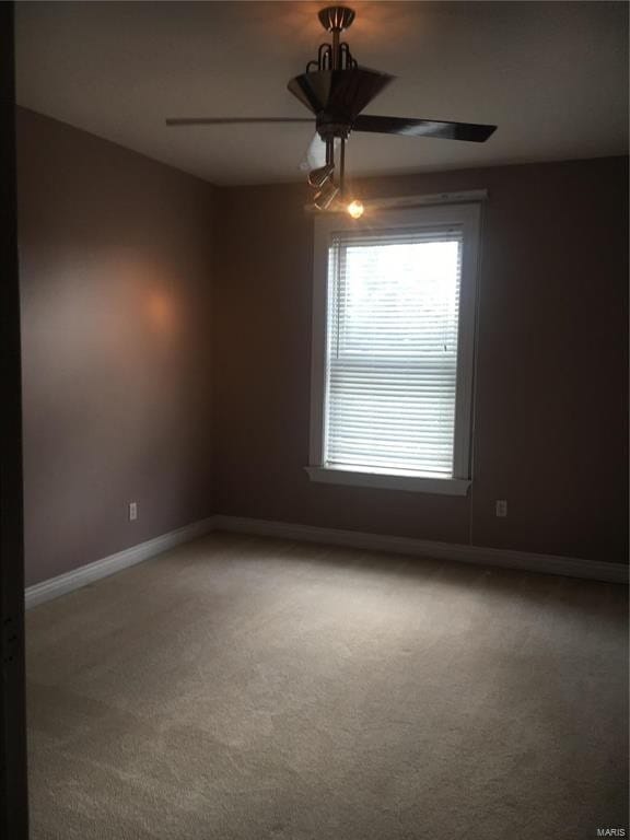 Building Photo - Beautiful home within walking distance to ...