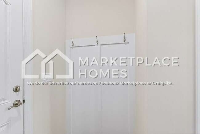 Building Photo - 1132 Alston Rdg Ct