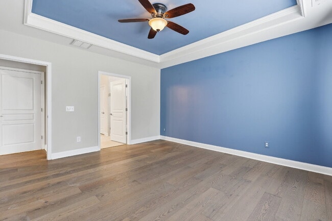 Building Photo - 686 Northlake Blvd