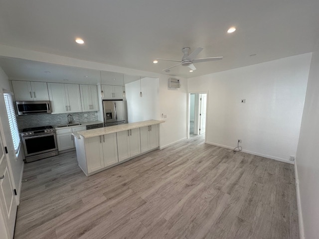 Building Photo - 721 Loma Dr