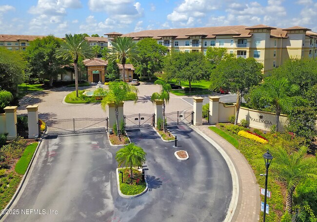 Building Photo - 4300 S Beach Pkwy