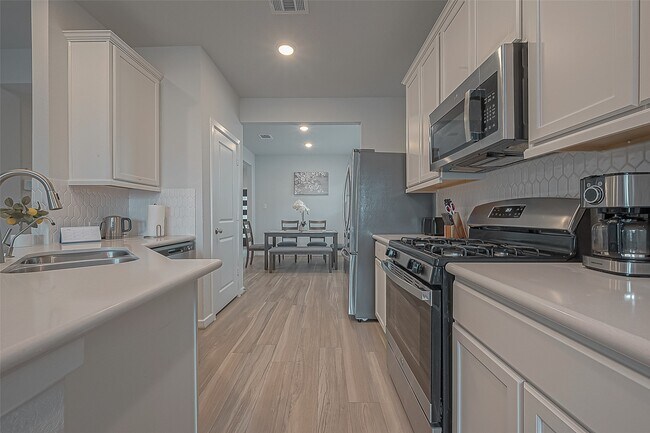 Building Photo - 7819 Wyndham Hbr Ct