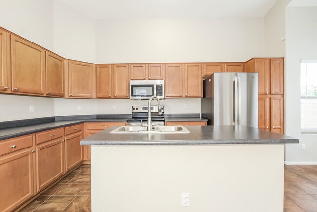 Building Photo - 6034 Castano Dr