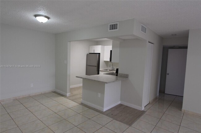 Building Photo - 8520 SW 149th Ave