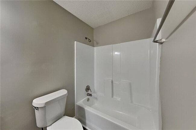 Building Photo - 232 Bomar Ln