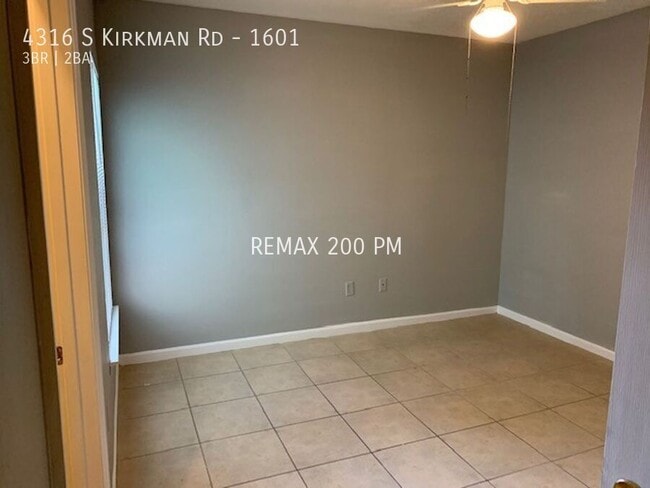 Building Photo - 4316 S Kirkman Rd