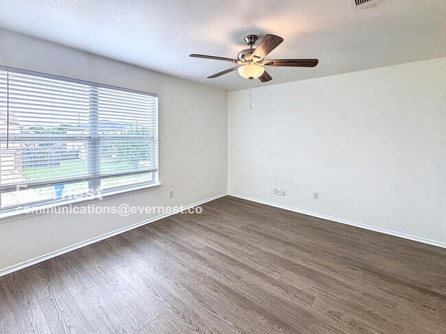 Building Photo - 1303 Casa Blanca Cove