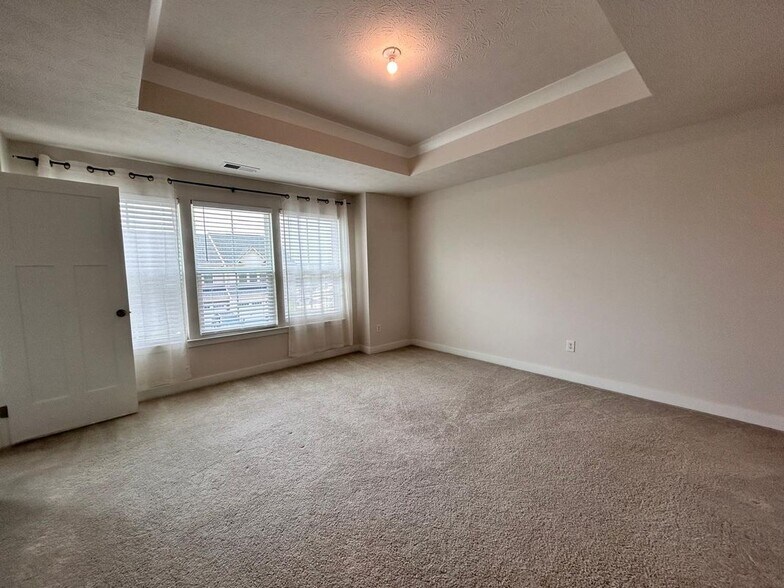 Building Photo - 4780 Kugler Ct