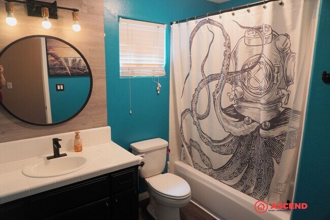 Building Photo - Beautiful 3 Bedroom + Office Home with a Pool!