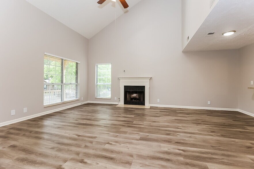 Building Photo - 128 Buckingham Ct
