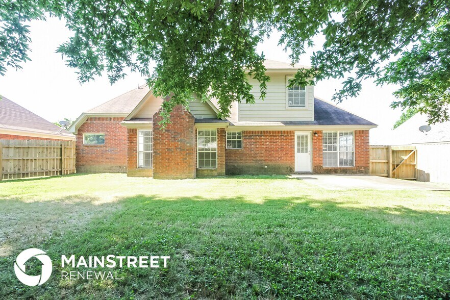 Building Photo - 10104 Fox Chase Dr