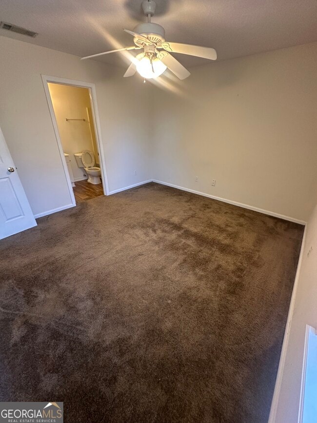 Building Photo - 409 E Lawnwood Ave