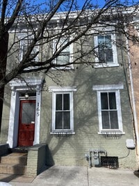 Building Photo - 165 E Pomfret St