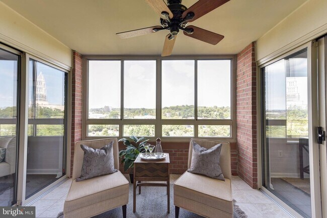 Building Photo - 2151 Jamieson Ave