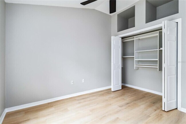 Building Photo - 7 Arbor Oaks Dr