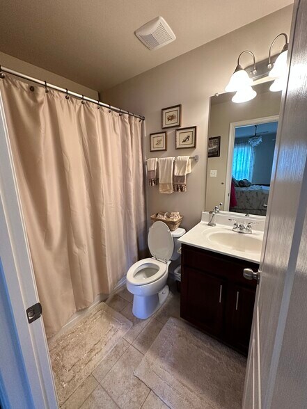 Building Photo - 20302 Cider Barrel Dr