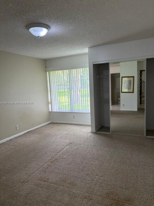 Building Photo - 667 Woodgate Ln