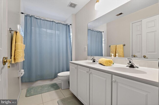 Building Photo - 20 Jasmine Rd