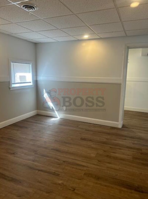 Building Photo - 1350 Van Buren St