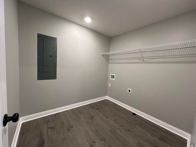Building Photo - 309 Gallahadion Ct