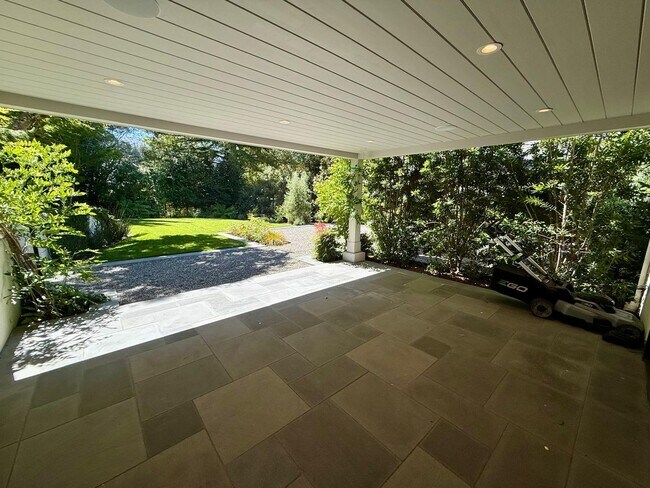 Building Photo - 5 Monte Vista Ave