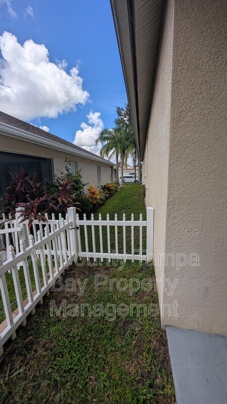 Building Photo - 3146 Shady Lily Ln